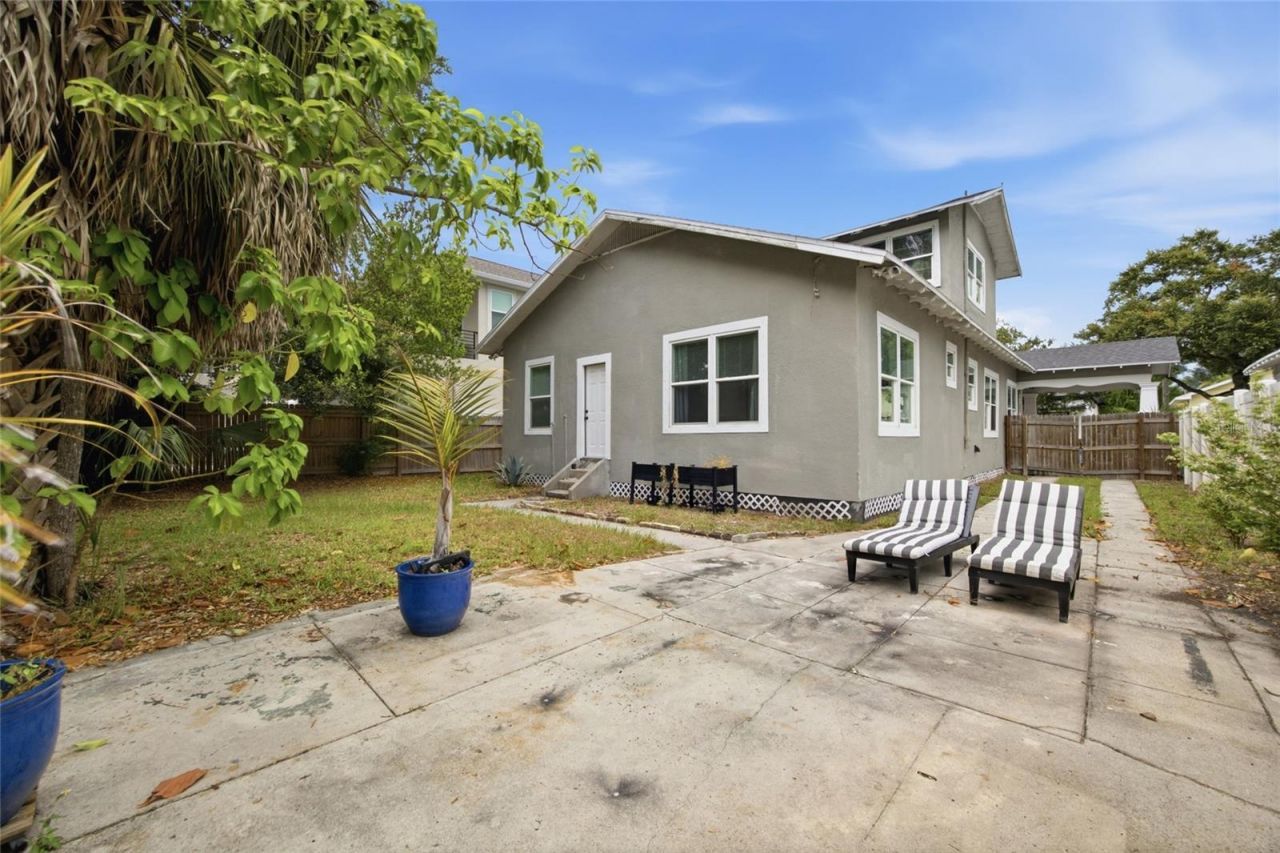2132 W Beach Street , Tampa, FL 33607 Photo
