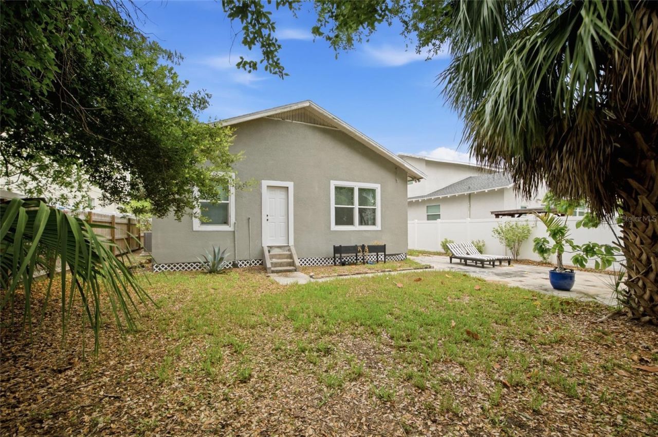 2132 W Beach Street , Tampa, FL 33607 Photo