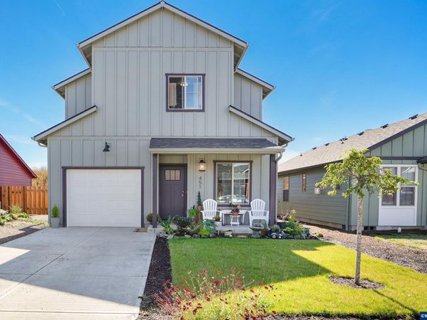 451 SW Rose Av, Dallas, OR 97338