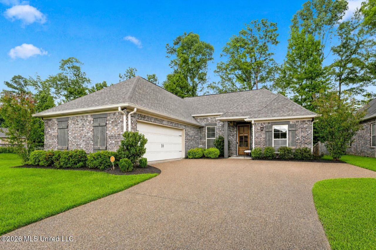 134 Provonce Park, Brandon, MS 39042 Main Photo