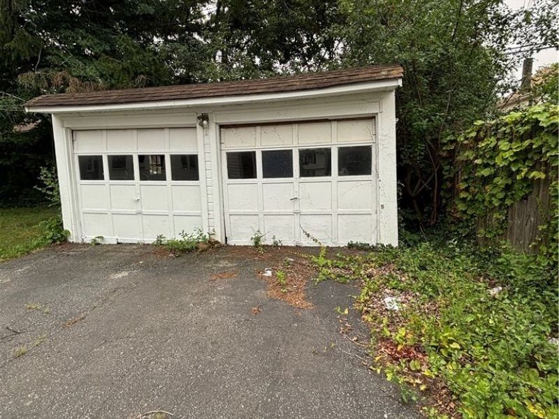 3830 Berkeley Road, Cleveland Heights, OH 44118 Photo 4