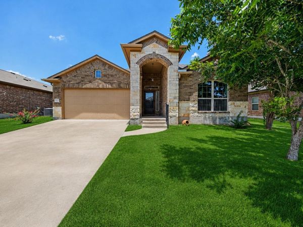 18717 Leigh LN, Pflugerville, TX 78660