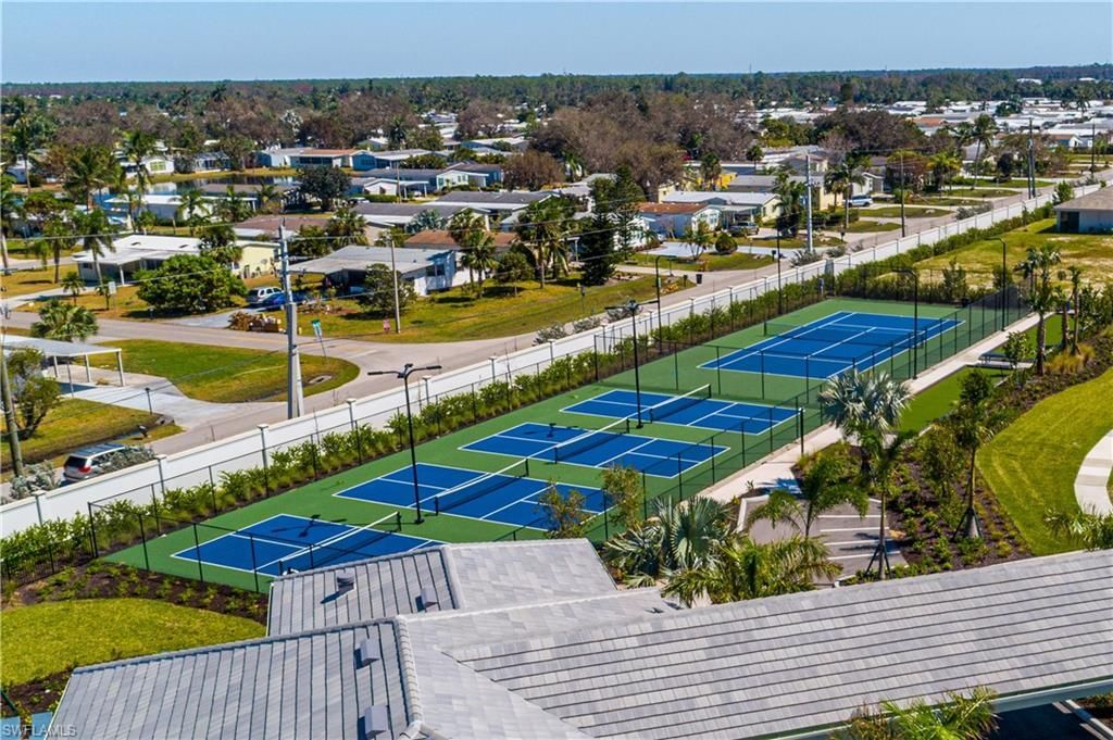 1093 Tranquil Brook Dr, Naples, FL 34114 Photo