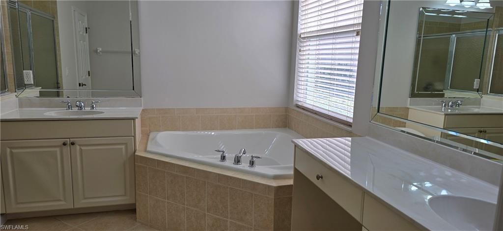 7856 Founders Cir , Naples, FL 34104 Photo