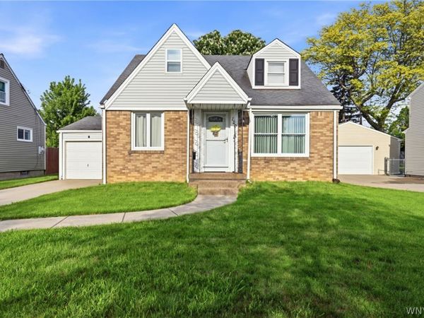 120 Sherwin Drive , Tonawanda, NY 14150