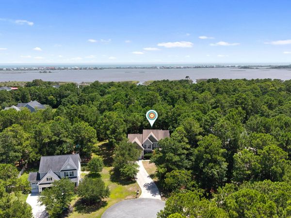 107 Dolphin View Court, Sneads Ferry, NC 28460