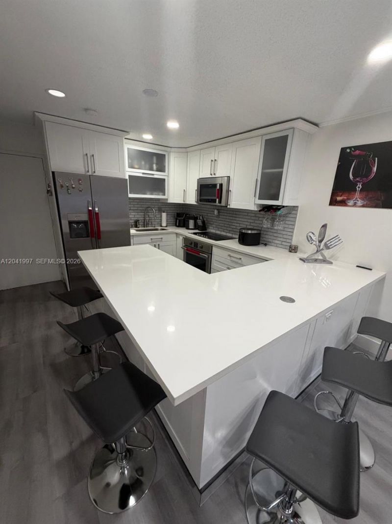 9520 SW 8th St , Unit 121, Miami, FL 33174 Photo