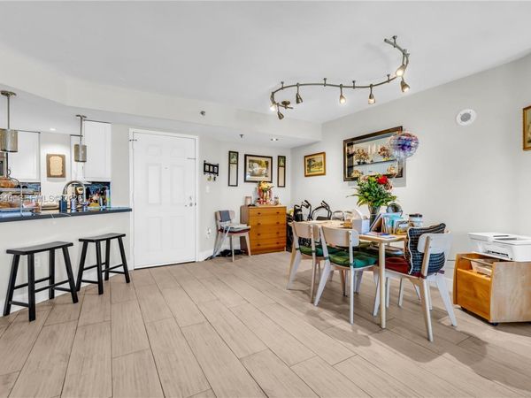 2351 Douglas Rd , Unit 1101, Miami, FL 33145