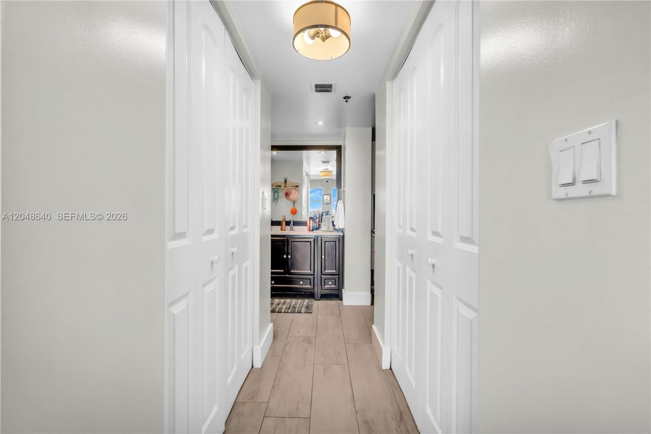 2351 Douglas Rd , Unit 1101, Miami, FL 33145 Photo