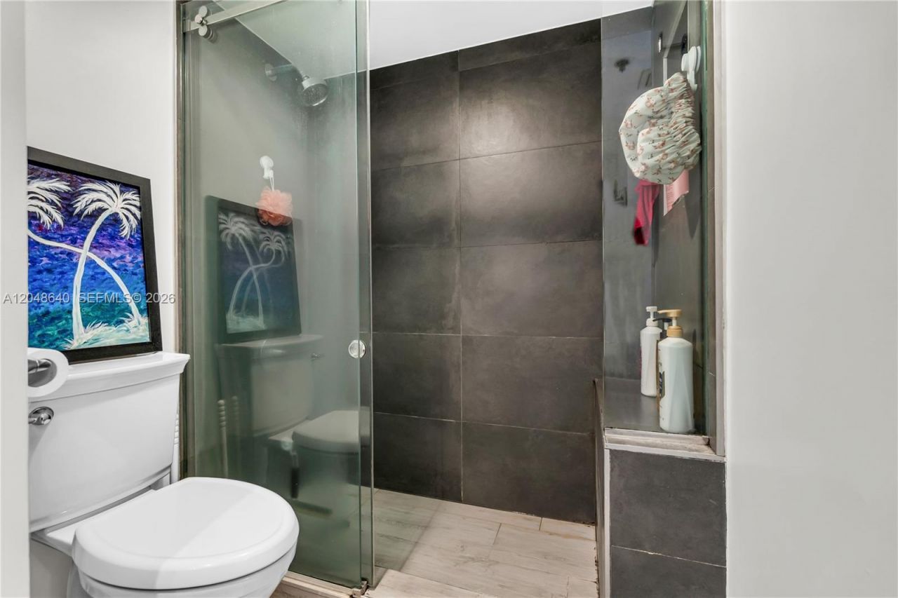 2351 Douglas Rd , Unit 1101, Miami, FL 33145 Photo