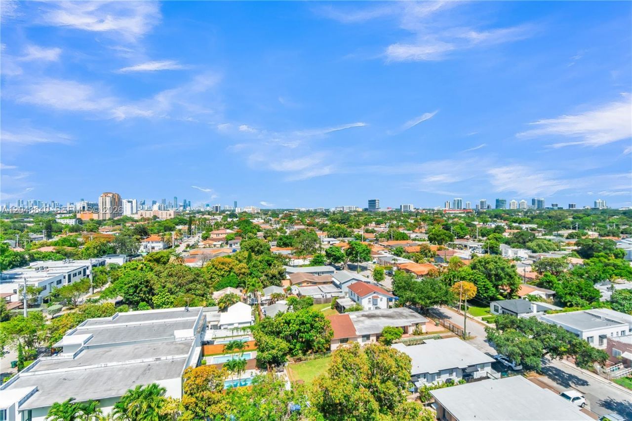 2351 Douglas Rd , Unit 1101, Miami, FL 33145 Photo