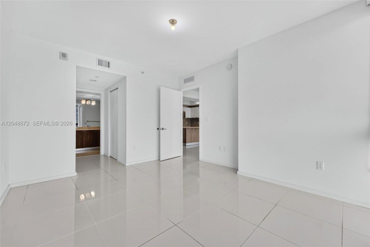 5300 Paseo Blvd, Unit 1505, Doral, FL 33166 Photo