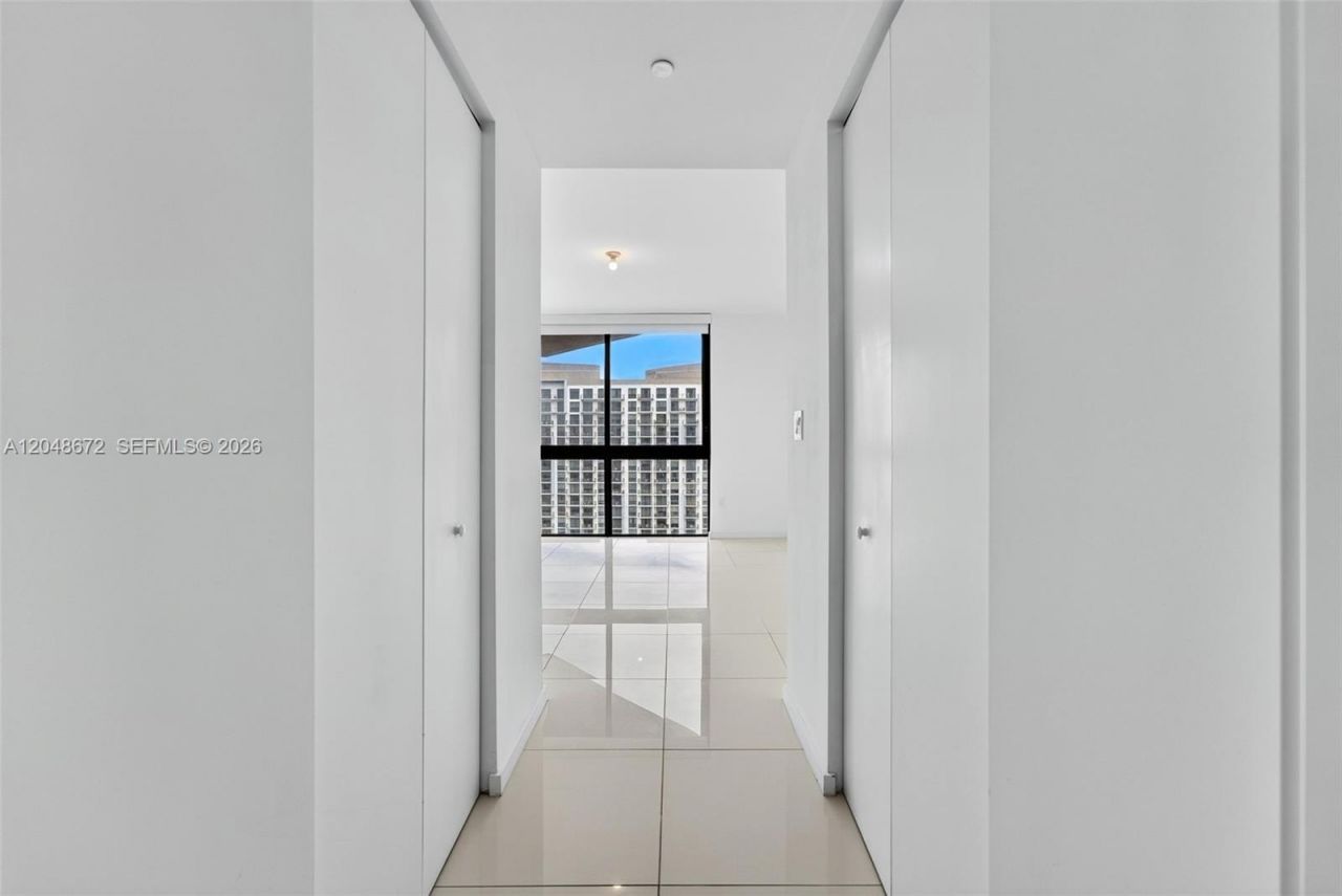 5300 Paseo Blvd, Unit 1505, Doral, FL 33166 Photo