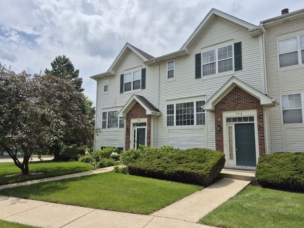 742 River Mill Parkway , Wheeling, IL 60090
