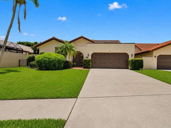 7690 Solimar Circle, Boca Raton, FL 33433
