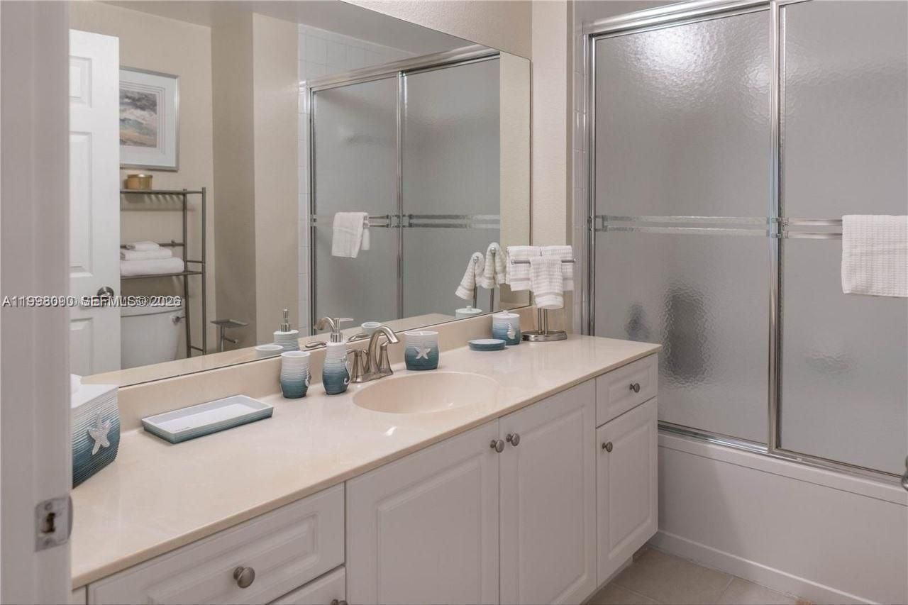 2916 Tuscany Court, Unit 201, Palm Beach Gardens, FL 33410 Photo