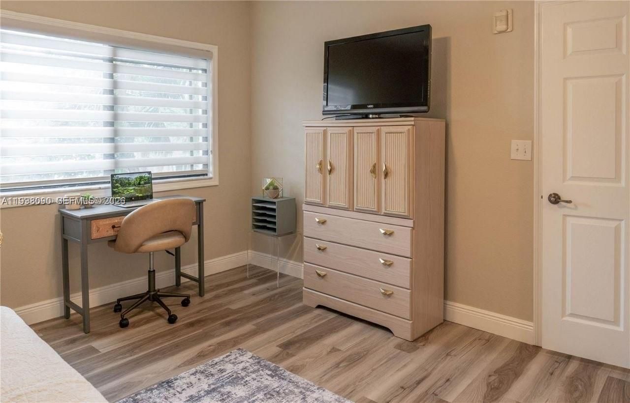 2916 Tuscany Court, Unit 201, Palm Beach Gardens, FL 33410 Photo