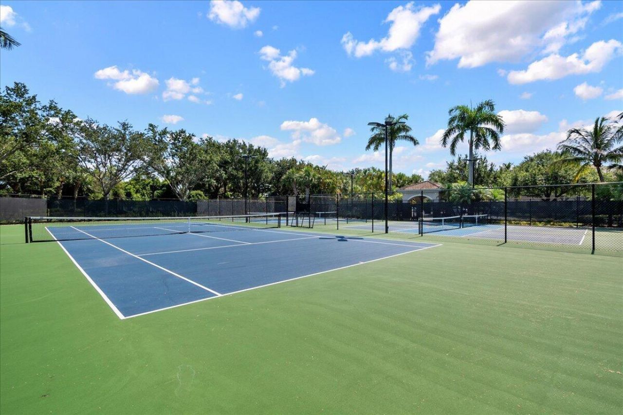 2916 Tuscany Court, Unit 201, Palm Beach Gardens, FL 33410 Photo