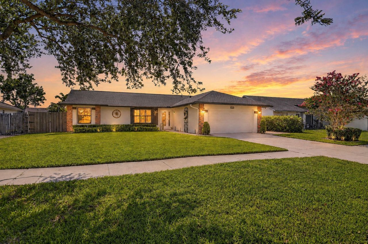 294 NW 42nd Way, Deerfield Beach, FL 33442 Photo