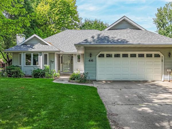 46 KENSINGTON COURT, Appleton, WI 54915