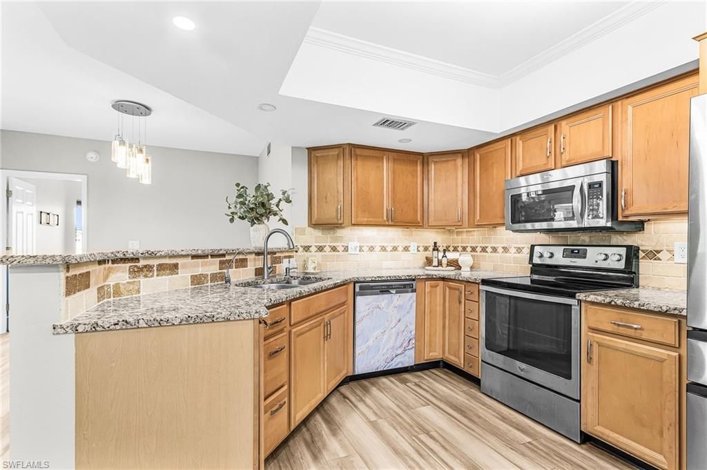 2671 Citrus Lake Dr, Unit 104    #E1, Naples, FL 34109 Photo