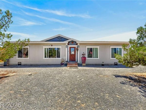 4031 E Cheyenne Way, Pahrump, NV 89061