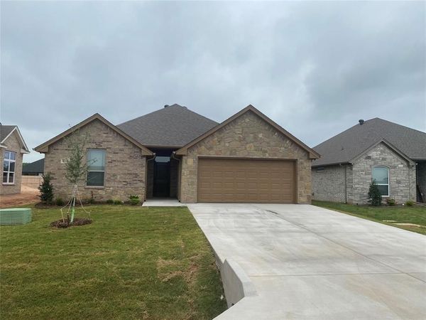 3318 White Horse Drive, Granbury, TX 76049