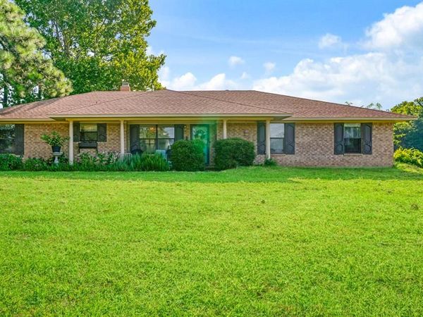 610 46th Street NE, Paris, TX 75462