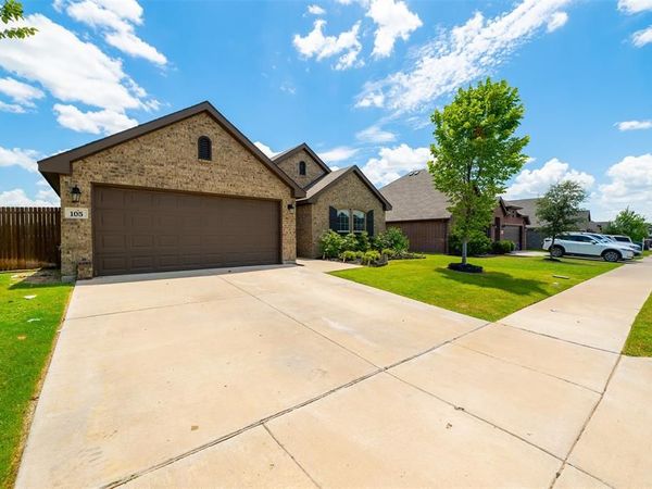 105 Cheryl Drive, Keene, TX 76059