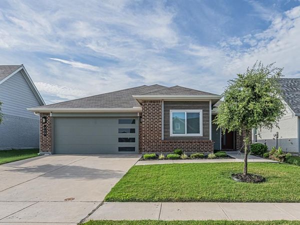 713 Griffith Park Trail, Alvarado, TX 76009