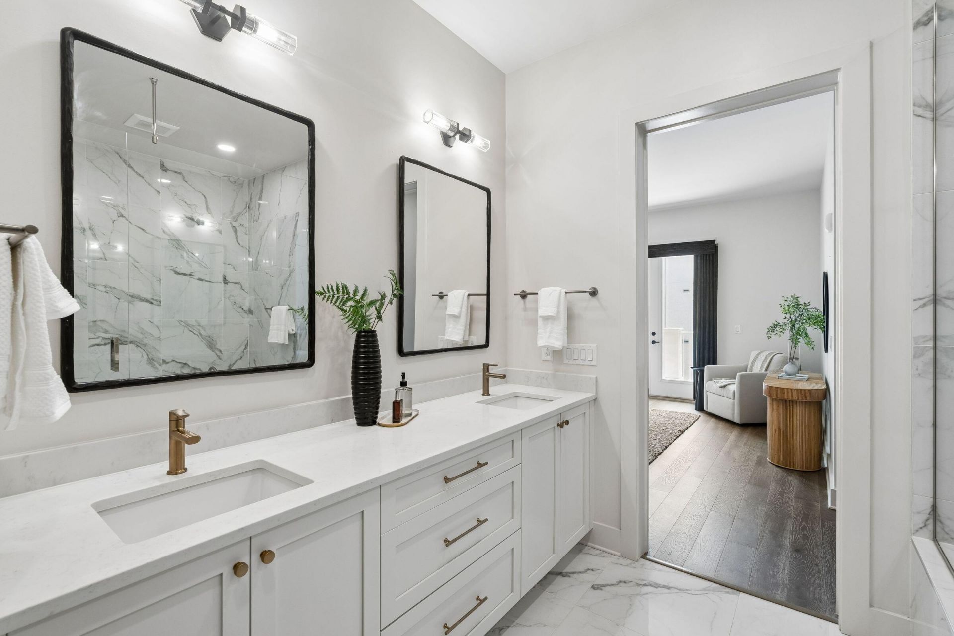 600 Waterman Street Photo 36