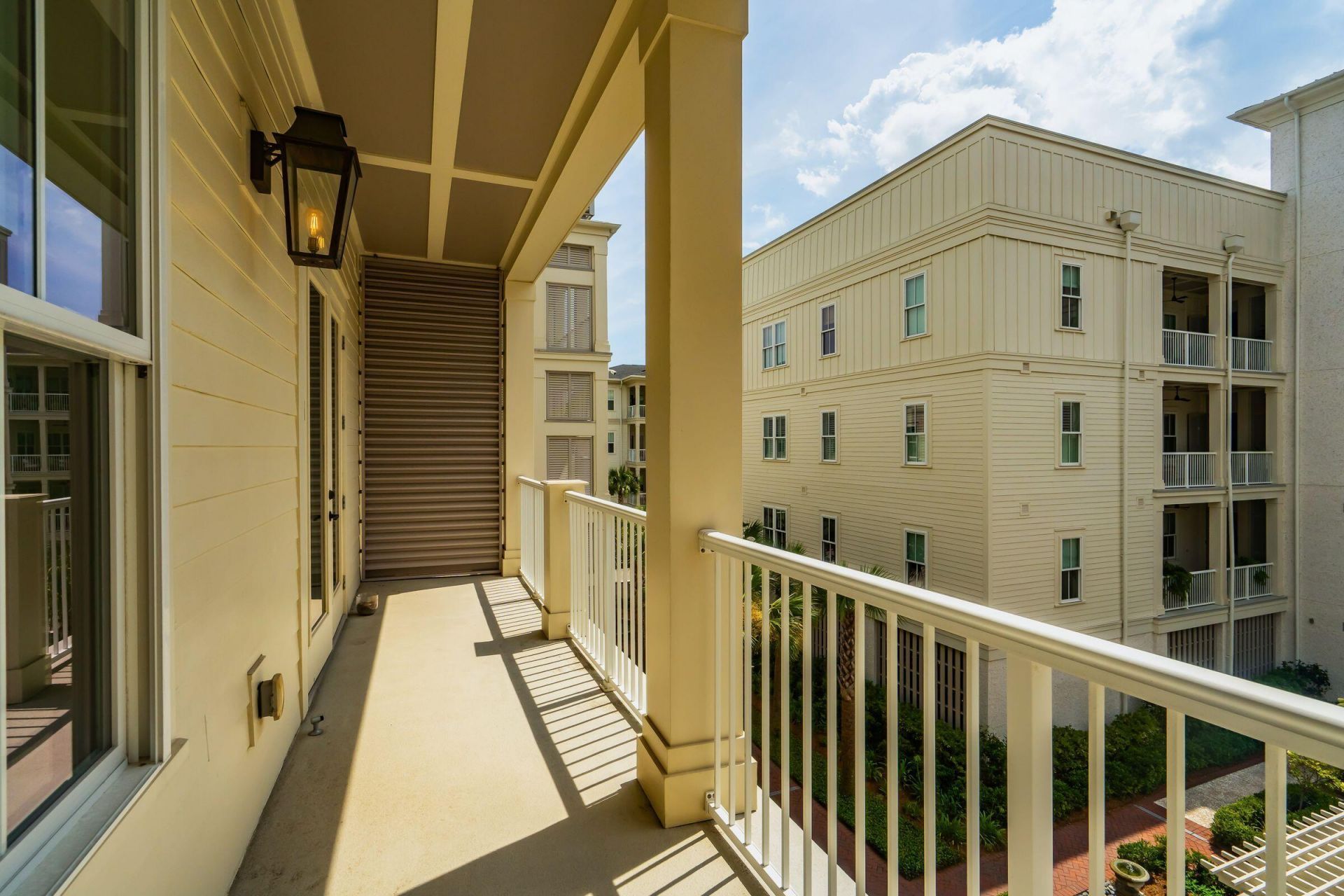 600 Waterman Street Photo 42