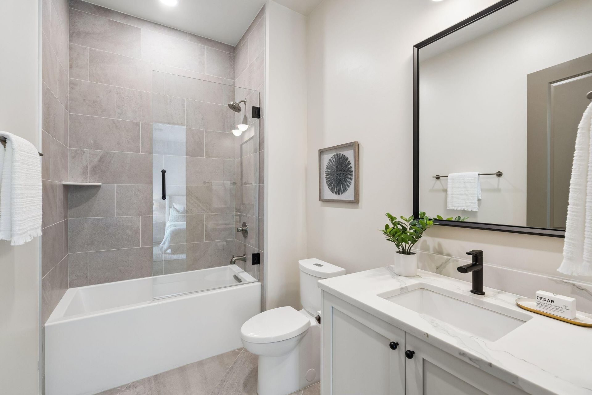 600 Waterman Street Photo 46