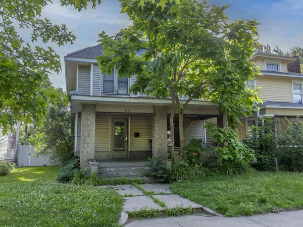 1104 Woodward Avenue, South Bend, IN 46616