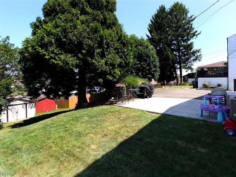 3022 Whitehaven Boulevard, Steubenville, OH 43952 Photo 3