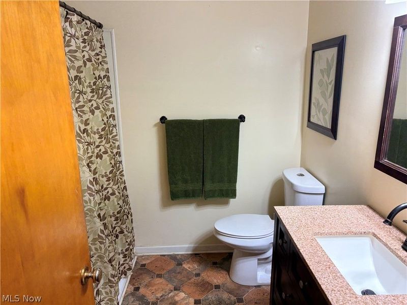2860 Crestwood Drive NW, Warren, OH 44485 Photo 6