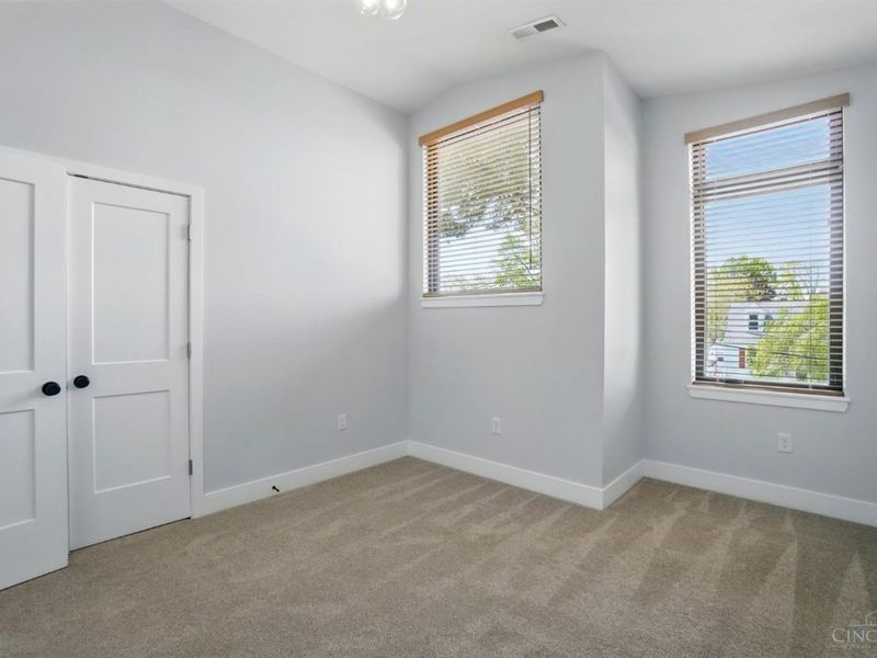 4846 Myrtle Avenue, Blue Ash, OH 45242 Photo 35