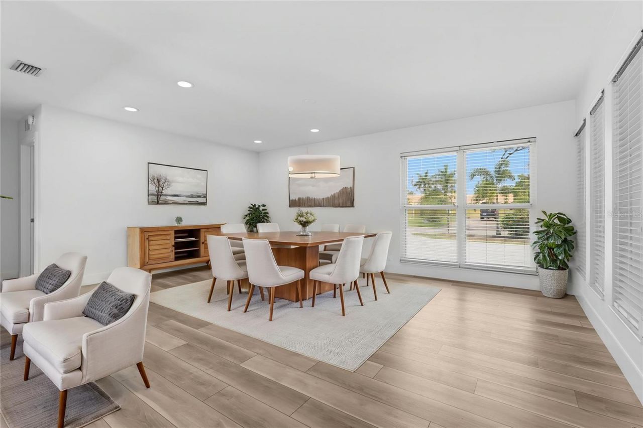 138 Holly Avenue, Sarasota, FL 34243 Photo