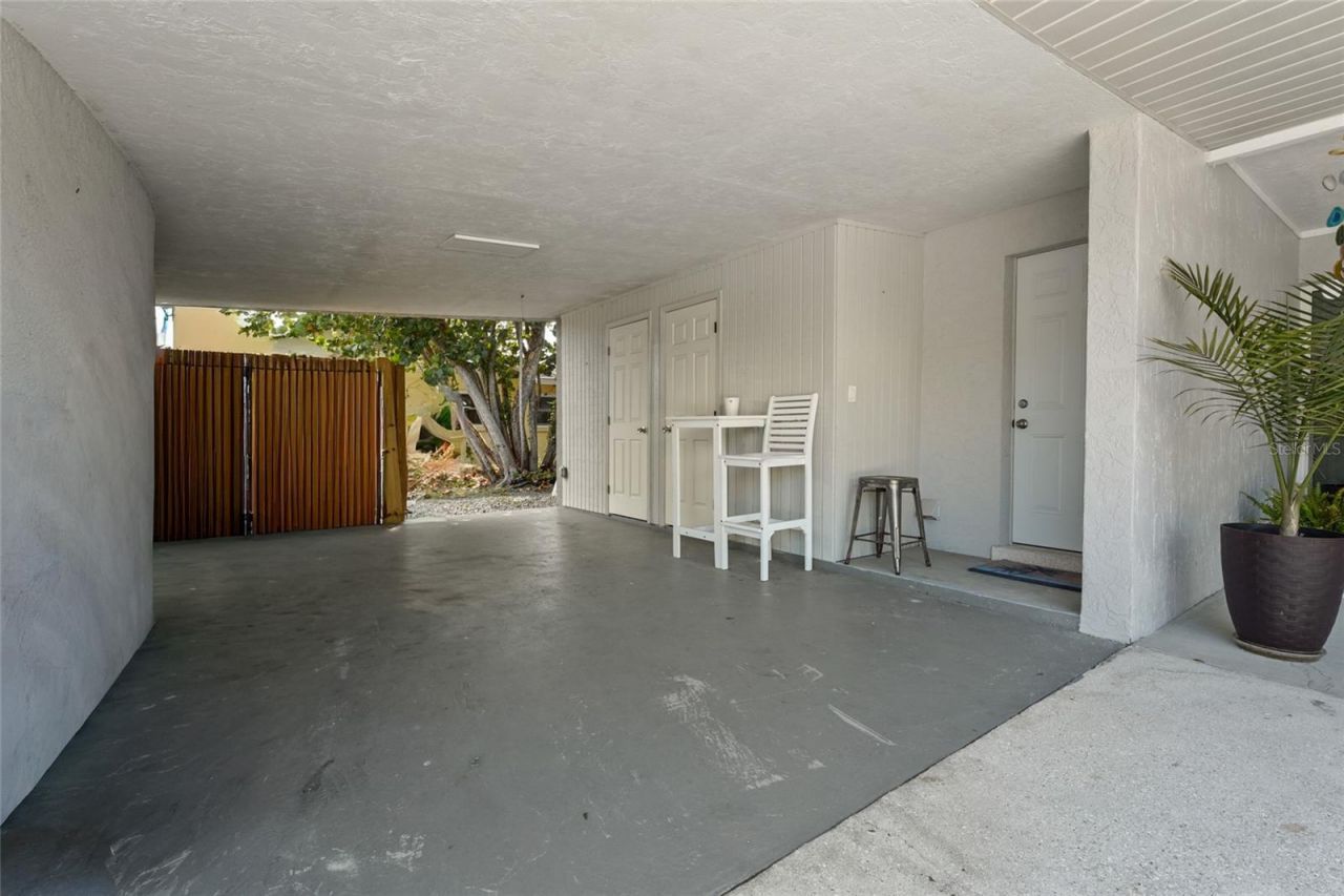 138 Holly Avenue, Sarasota, FL 34243 Photo