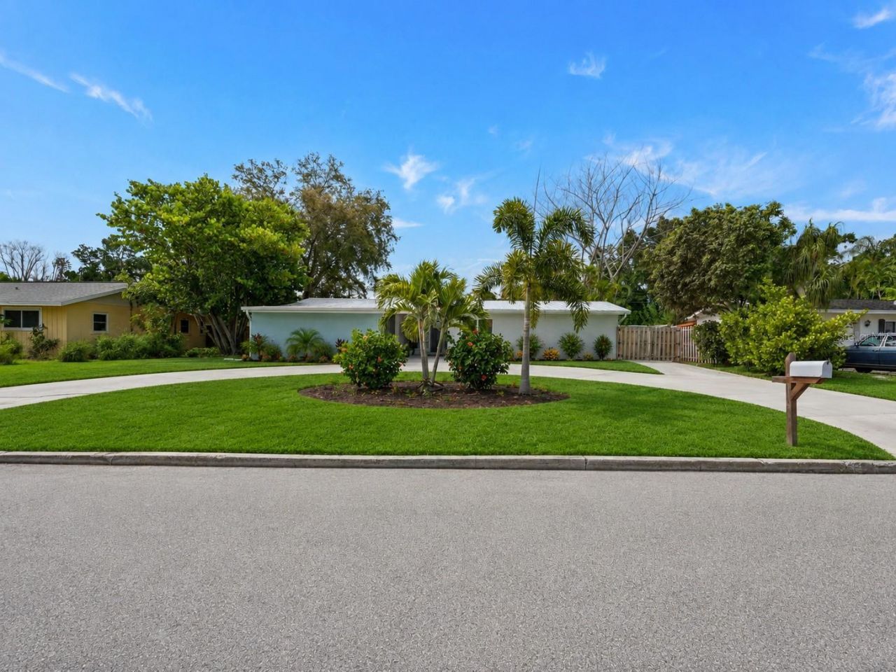 138 Holly Avenue, Sarasota, FL 34243 Photo