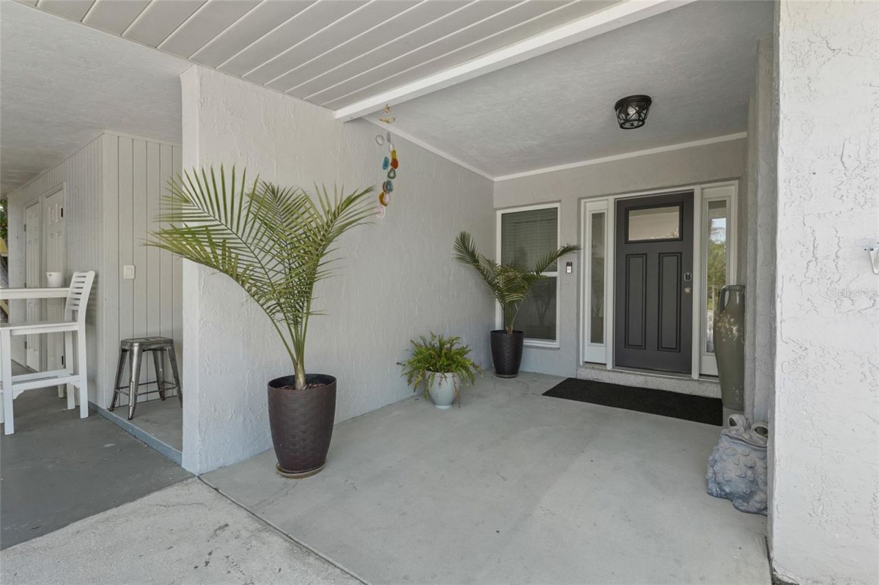 138 Holly Avenue, Sarasota, FL 34243 Photo