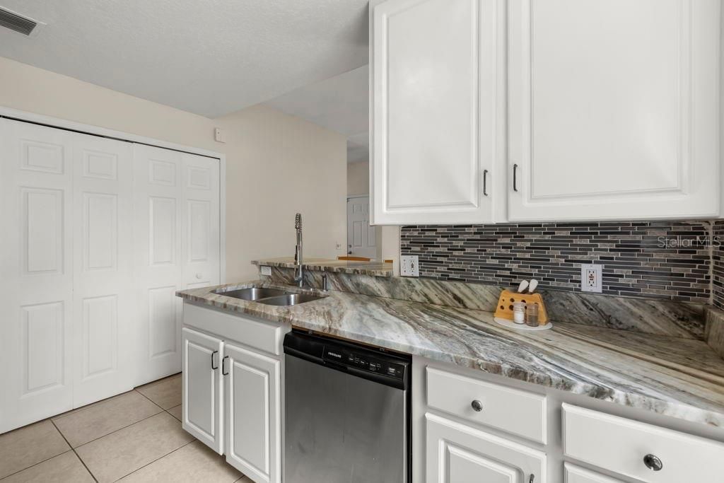809 N Fern Creek Avenue , Orlando, FL 32803 Photo
