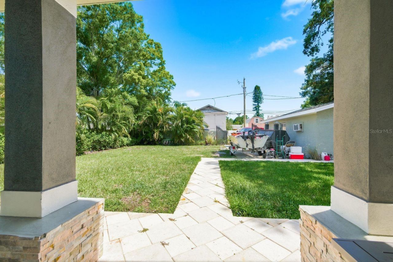 850 36th Avenue S, Saint Petersburg, FL 33705 Photo