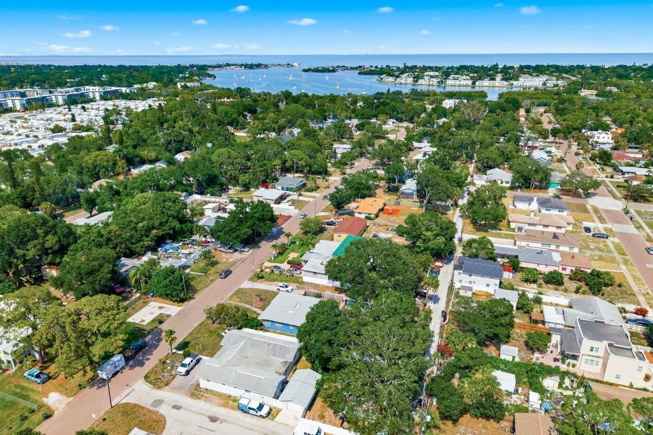 850 36th Avenue S, Saint Petersburg, FL 33705 Photo