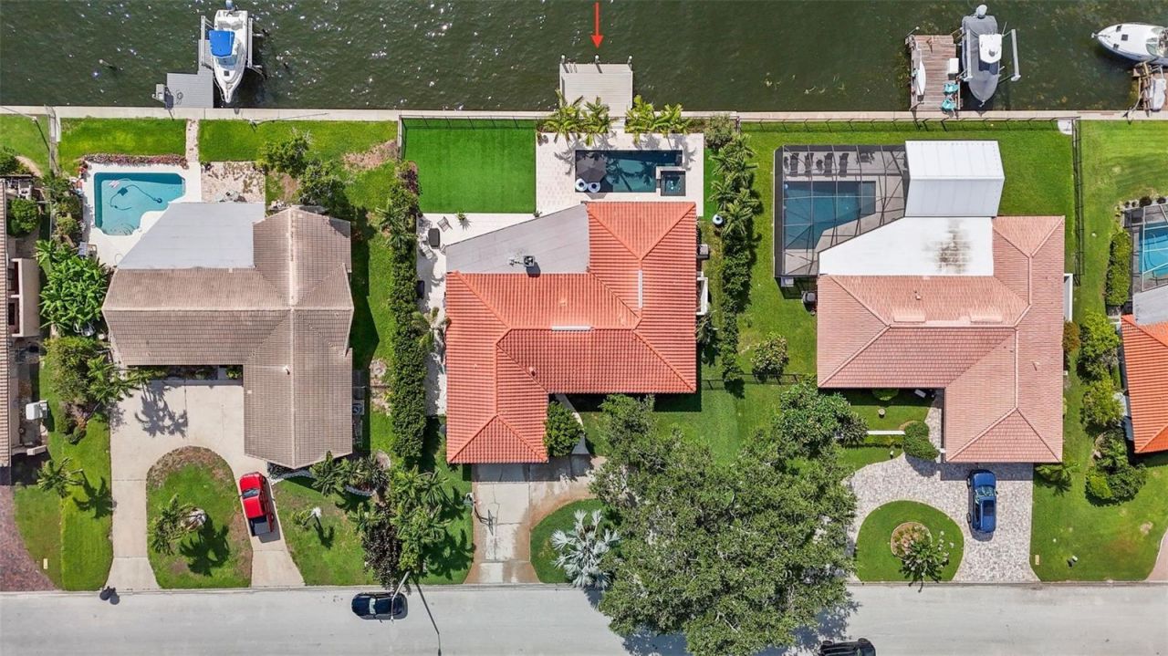 1985 Carolina Avenue Ne, Saint Petersburg, FL 33703 Photo