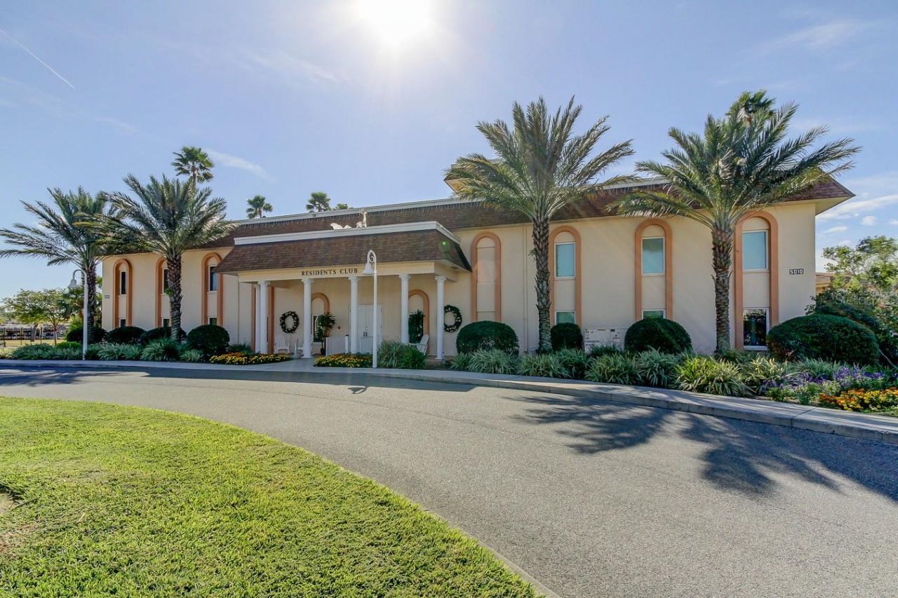 5200 Brittany Drive S, Unit 204, Saint Petersburg, FL 33715 Photo