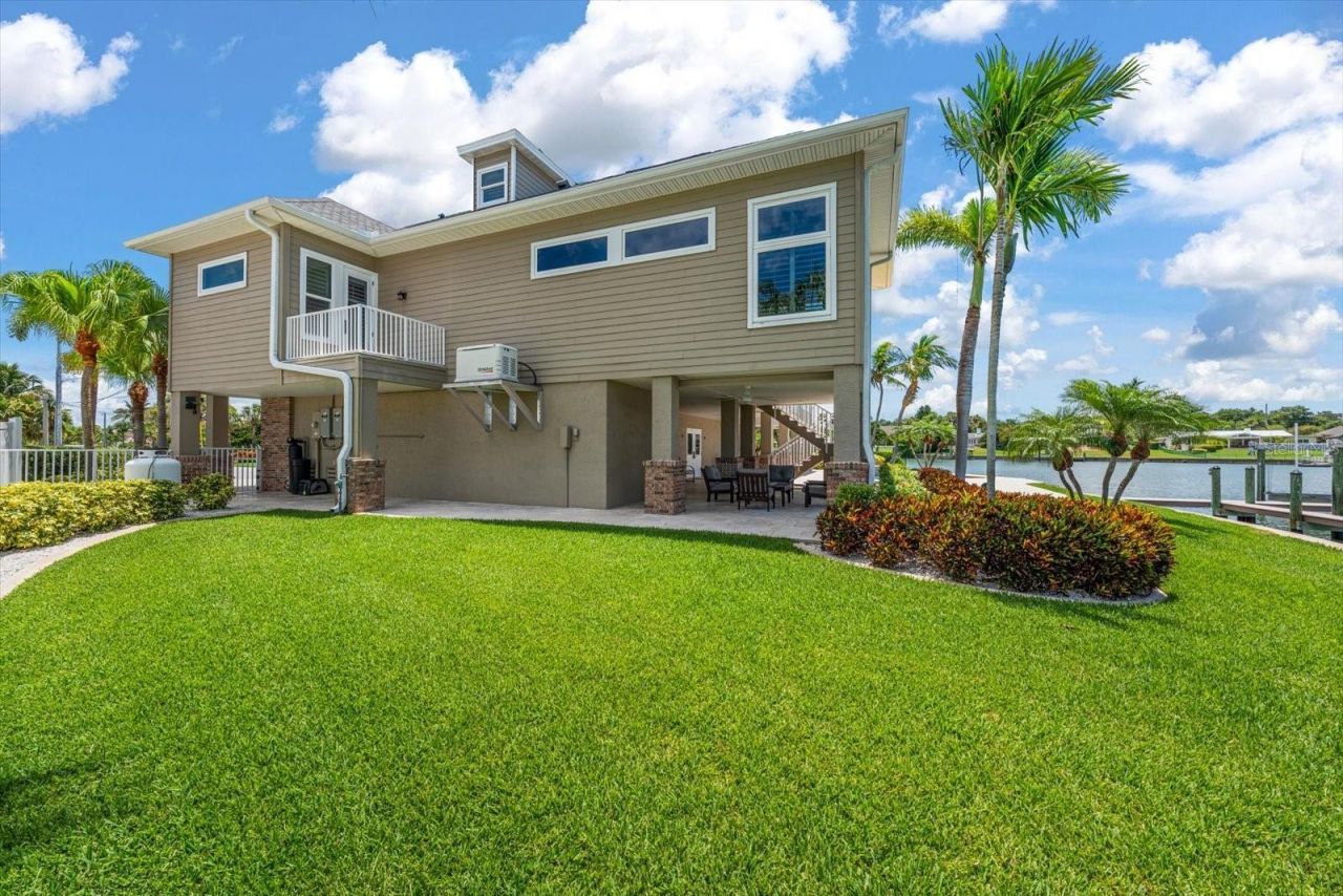 226 Poinciana Lane, Largo, FL 33770 Photo