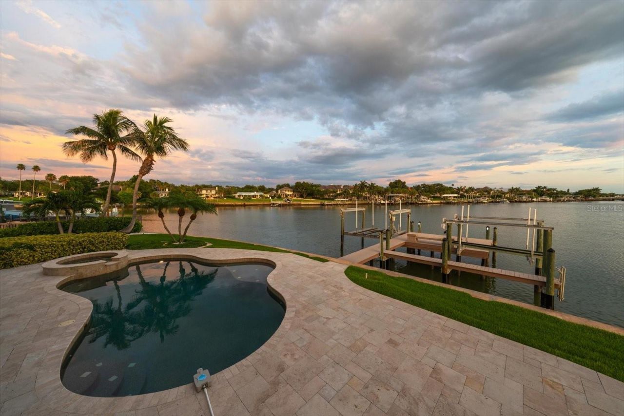 226 Poinciana Lane, Largo, FL 33770 Photo