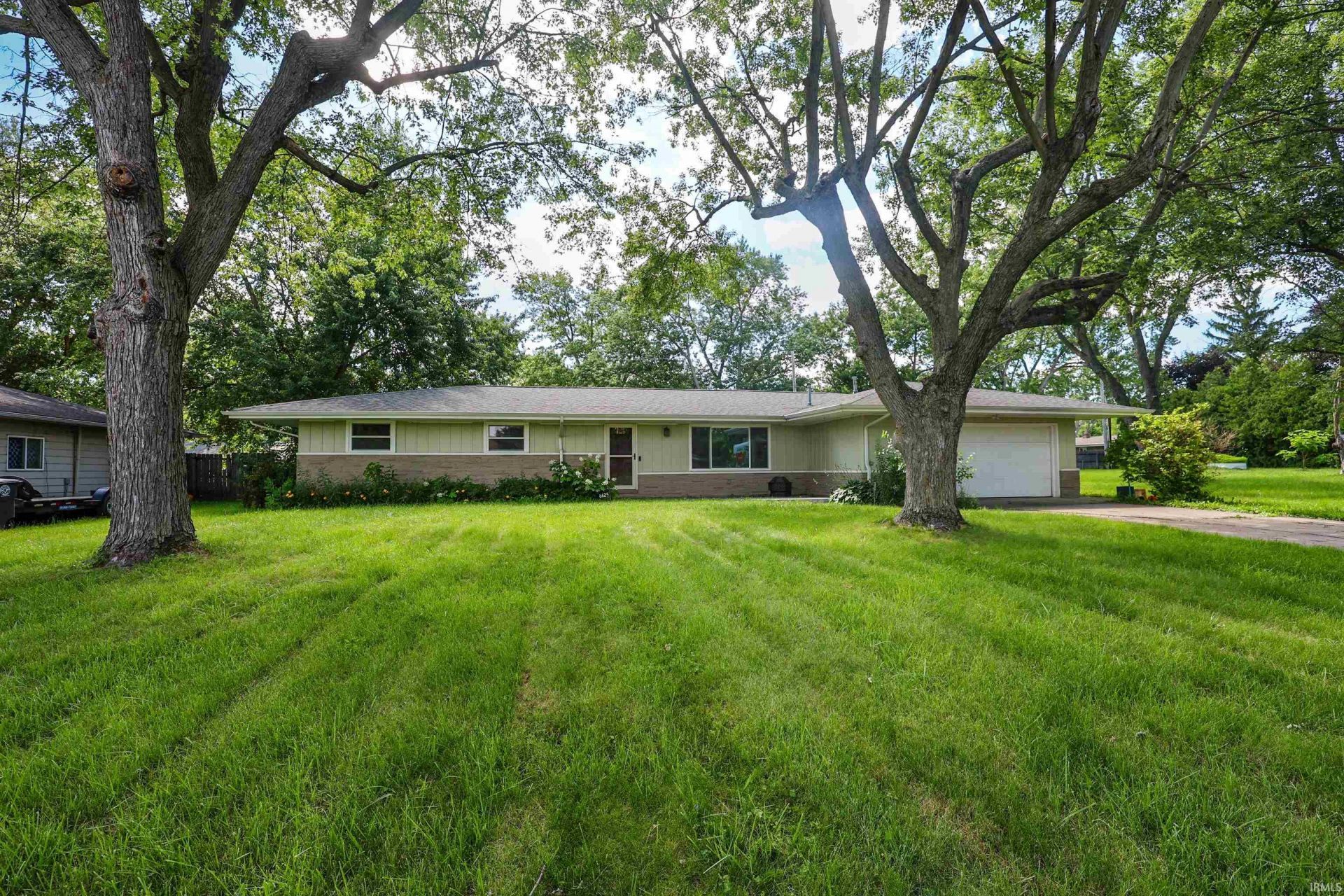 6625 Canby Drive, Fort Wayne, IN 46835 Main Photo
