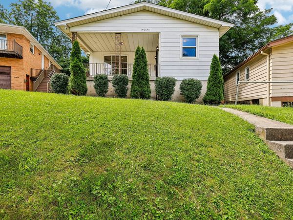 34 W Crescent Avenue, Newport, KY 41071